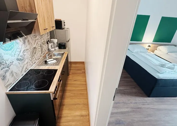 Hive - Luehnde 15 Min Zur Messe